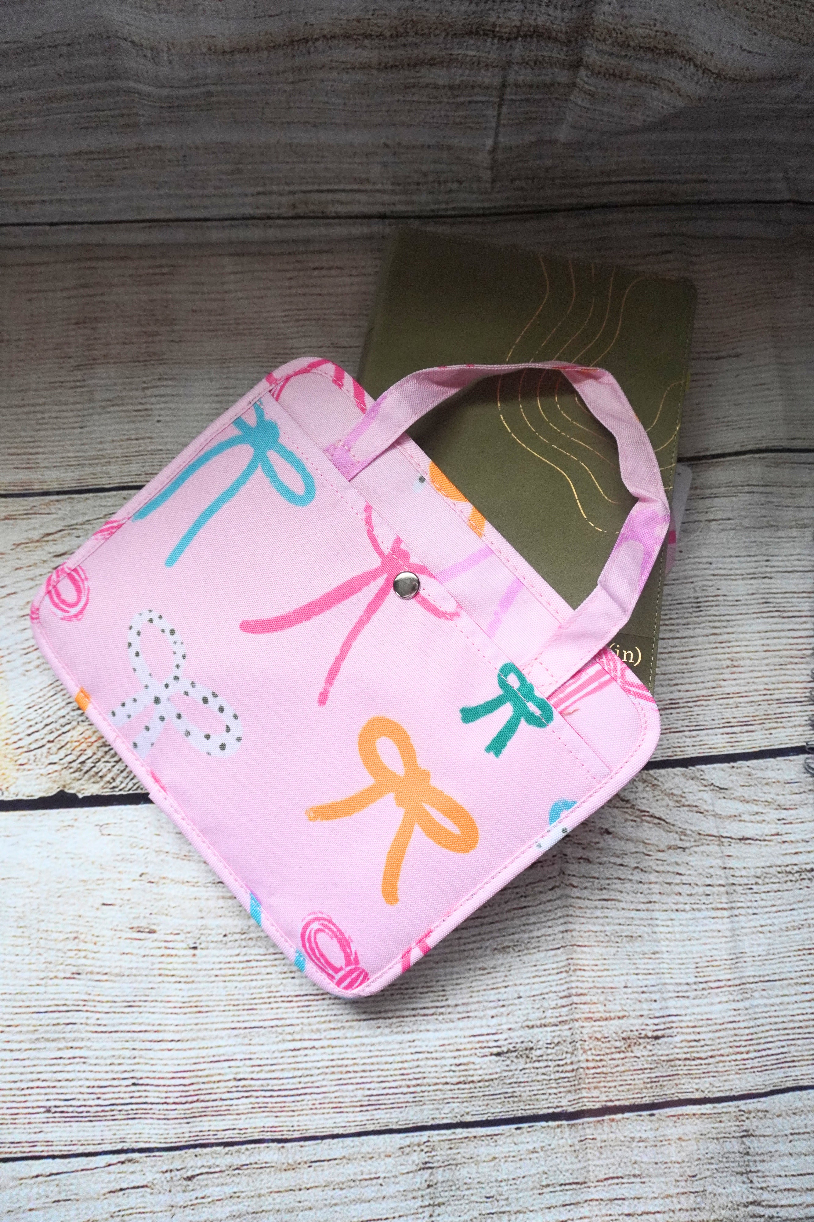 Beautiful Bows Bible Carrier Bag