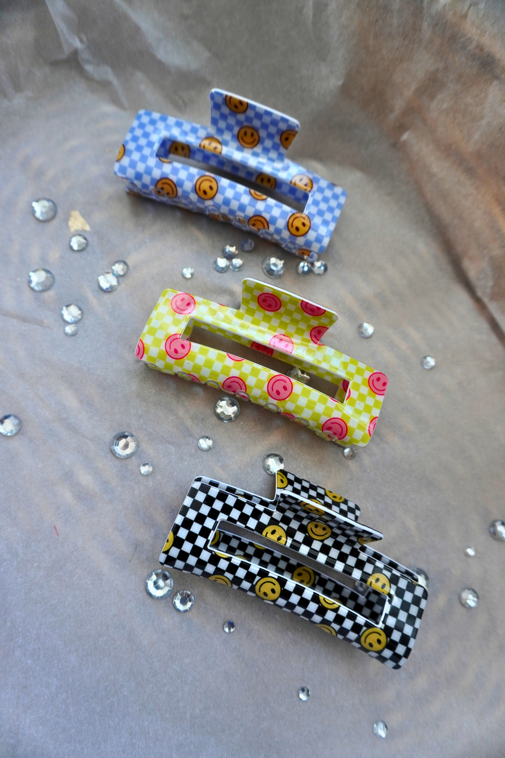 Checkered Smiley Face Claw Clip